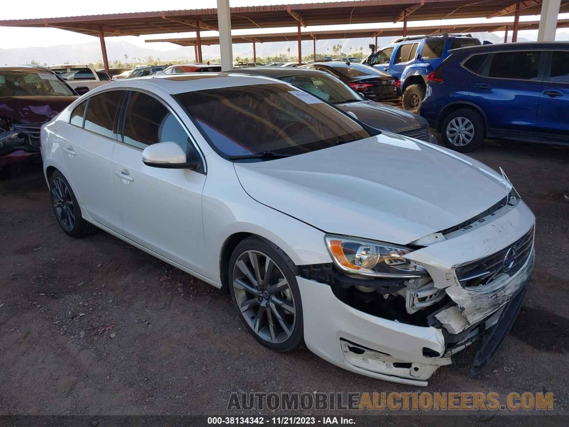 YV126MFK6F1369501 VOLVO S60 2015