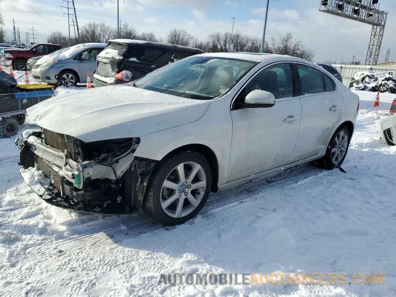 YV126MFK6G2390859 VOLVO S60 2016