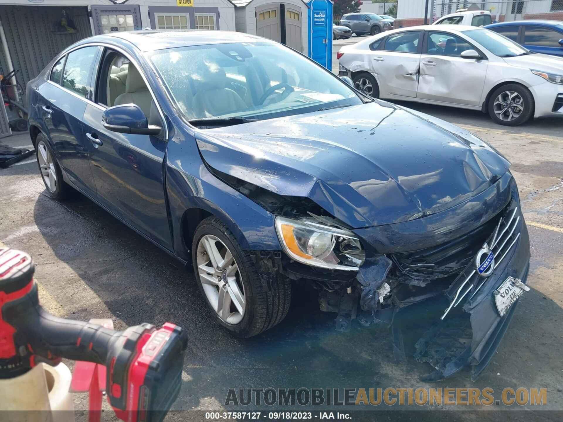 YV126MFK8F1344826 VOLVO S60 2015