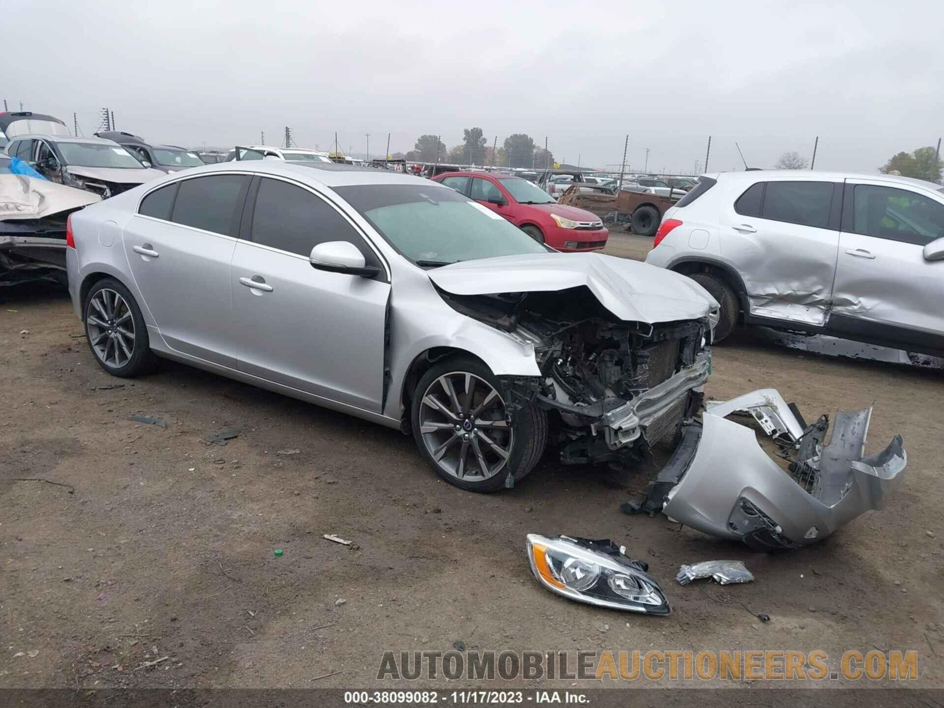 YV126MFK8F2354072 VOLVO S60 2015