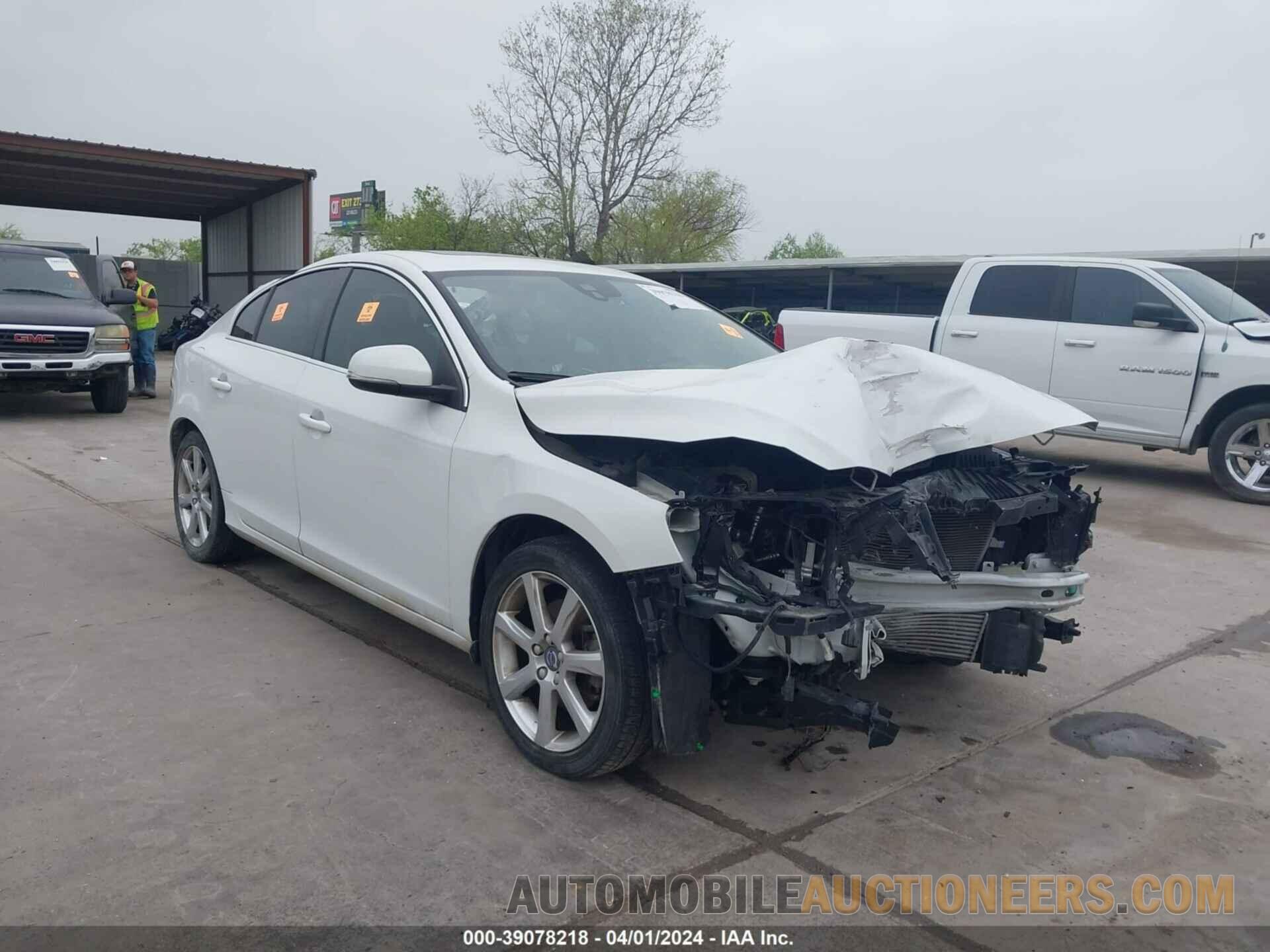 YV126MFK8G2413655 VOLVO S60 2016