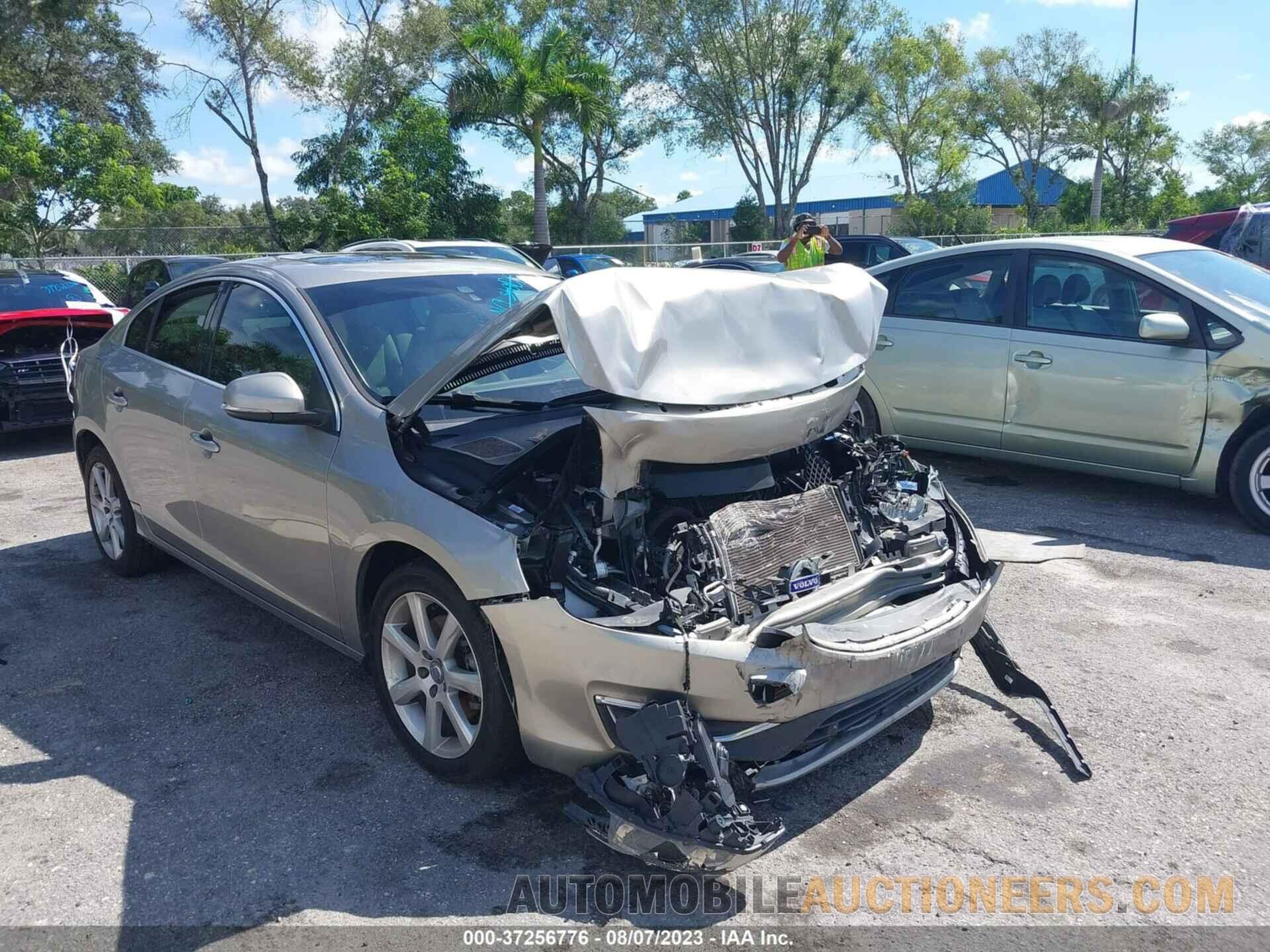 YV126MFK9G2390578 VOLVO S60 2016