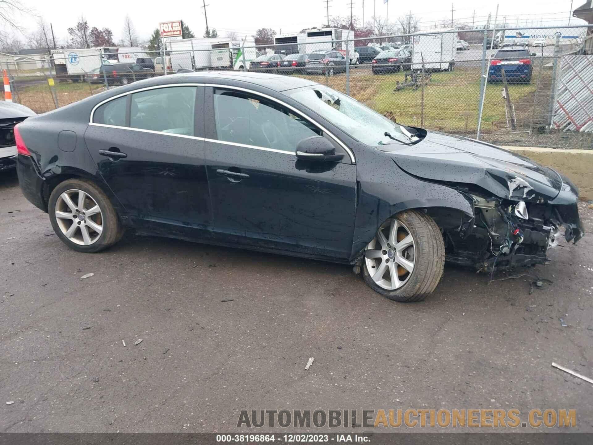 YV126MFK9G2412580 VOLVO S60 2016