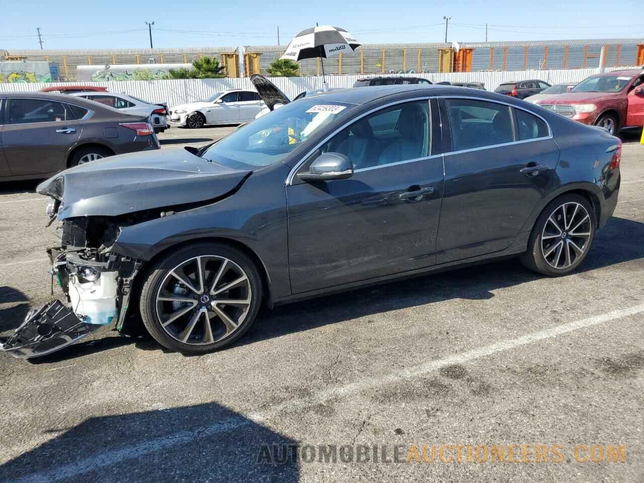 YV126MFKXG2396163 VOLVO S60 2016