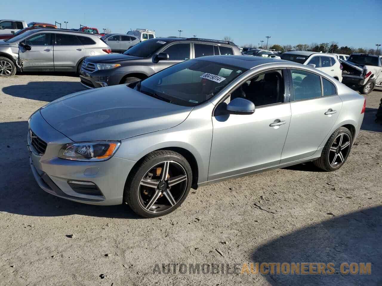 YV126MFL1H2436365 VOLVO S60 2017