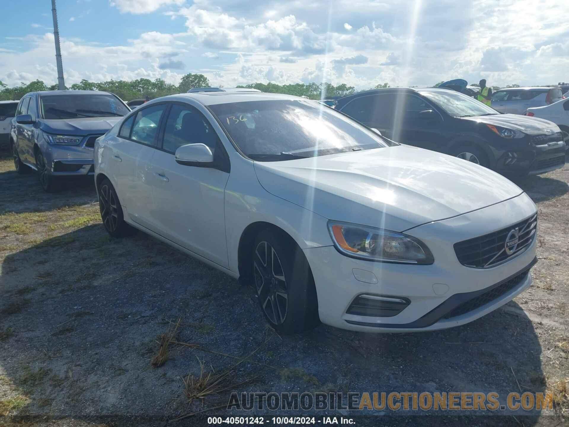 YV126MFL1J2451308 VOLVO S60 2018