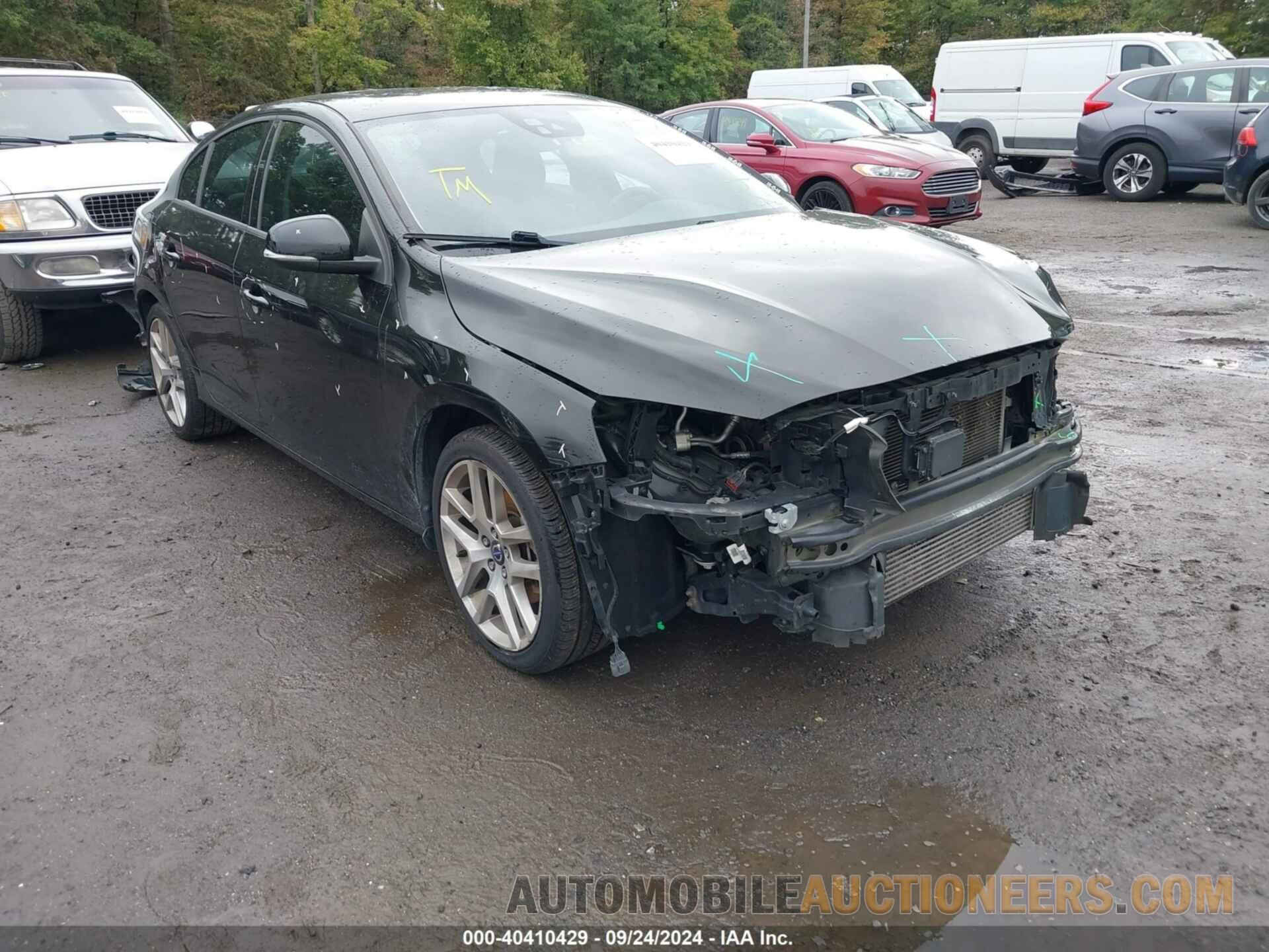 YV126MFL2J2460454 VOLVO S60 2018