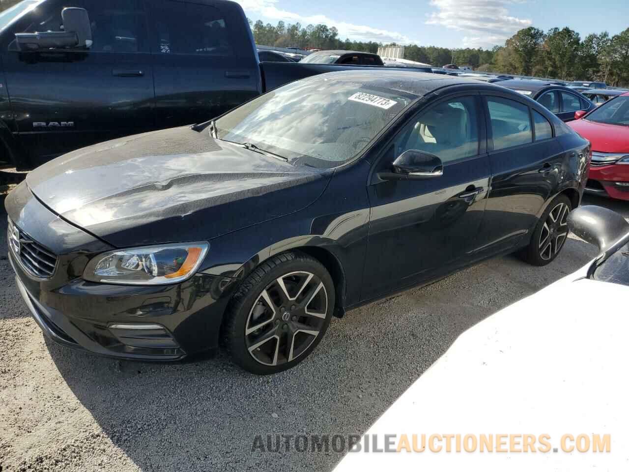 YV126MFL3H2432138 VOLVO S60 2017