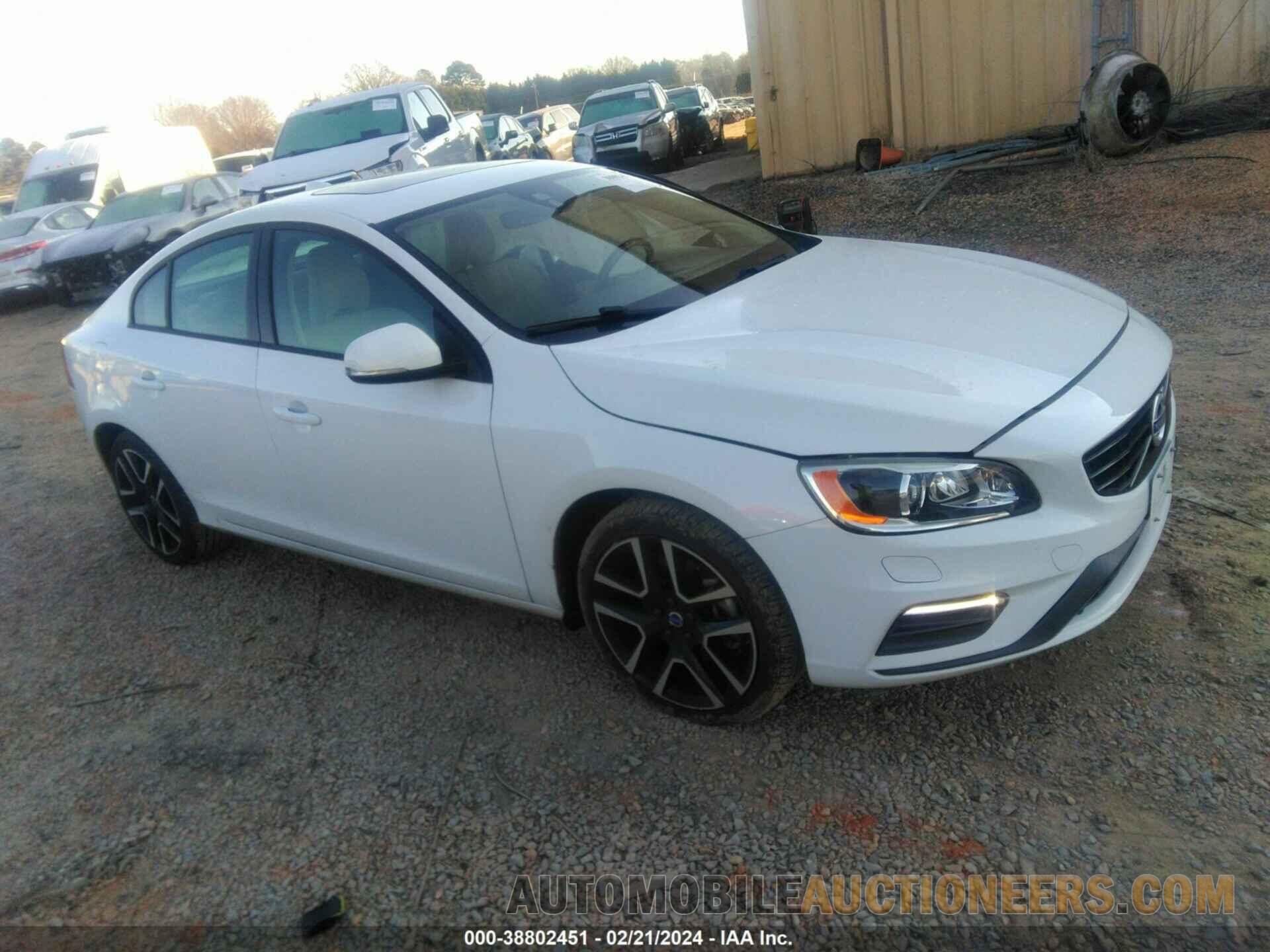 YV126MFL5H2425756 VOLVO S60 2017