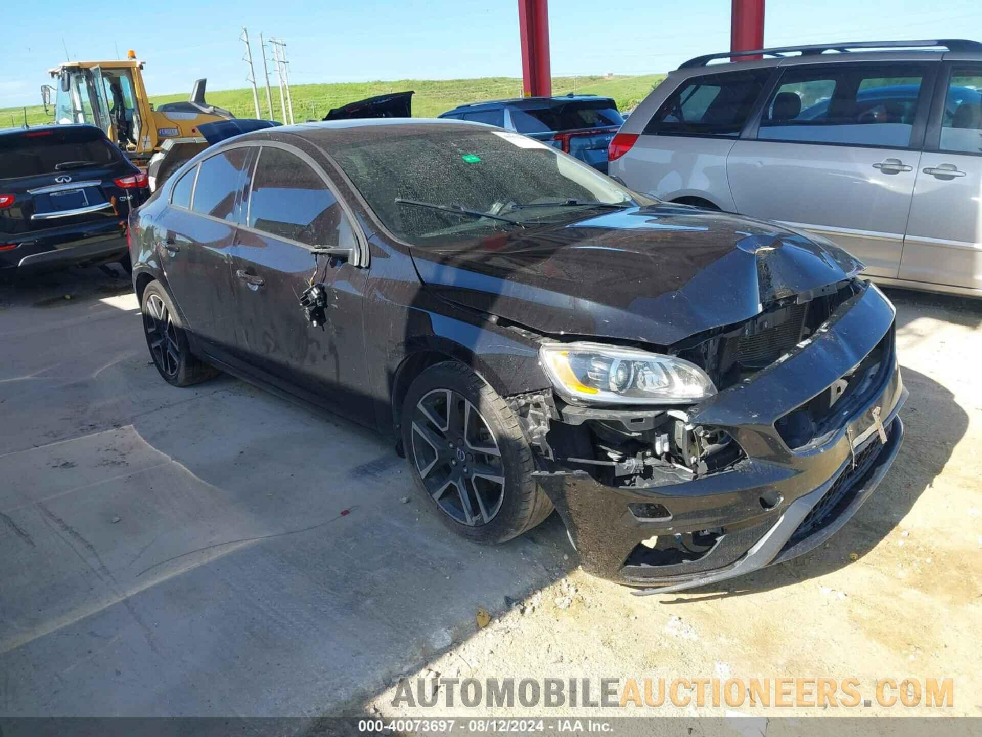 YV126MFL6H2436121 VOLVO S60 2017