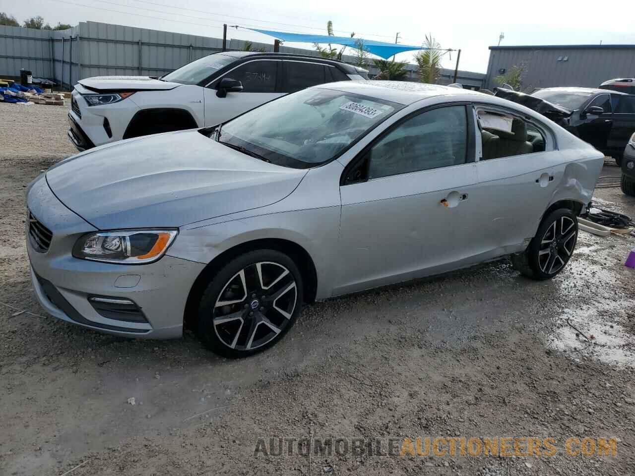 YV126MFL7J2456240 VOLVO S60 2018