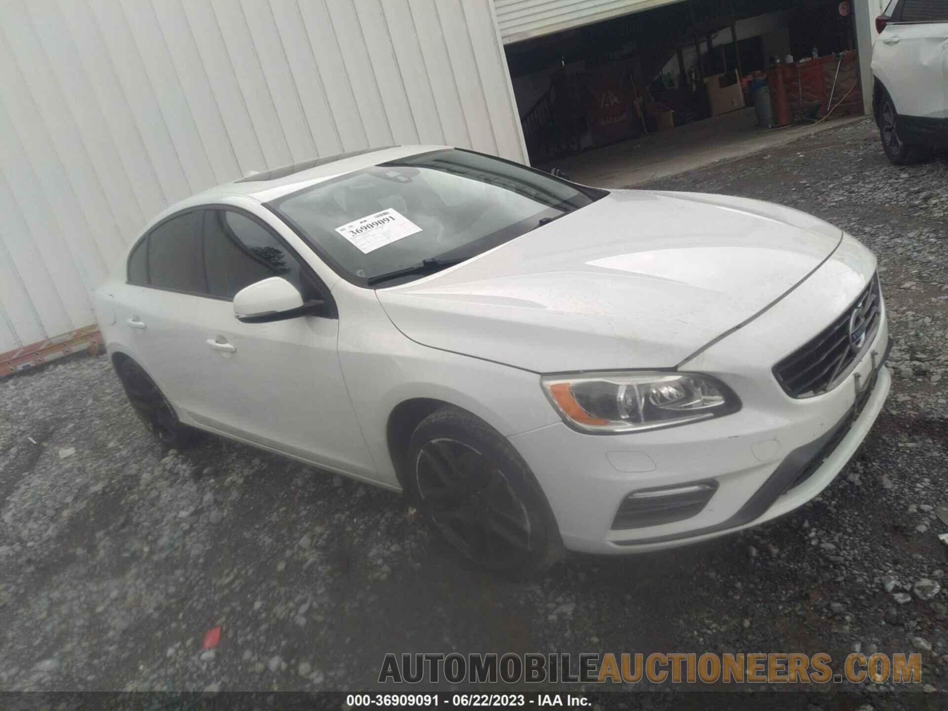 YV126MFL8H2424990 VOLVO S60 2017