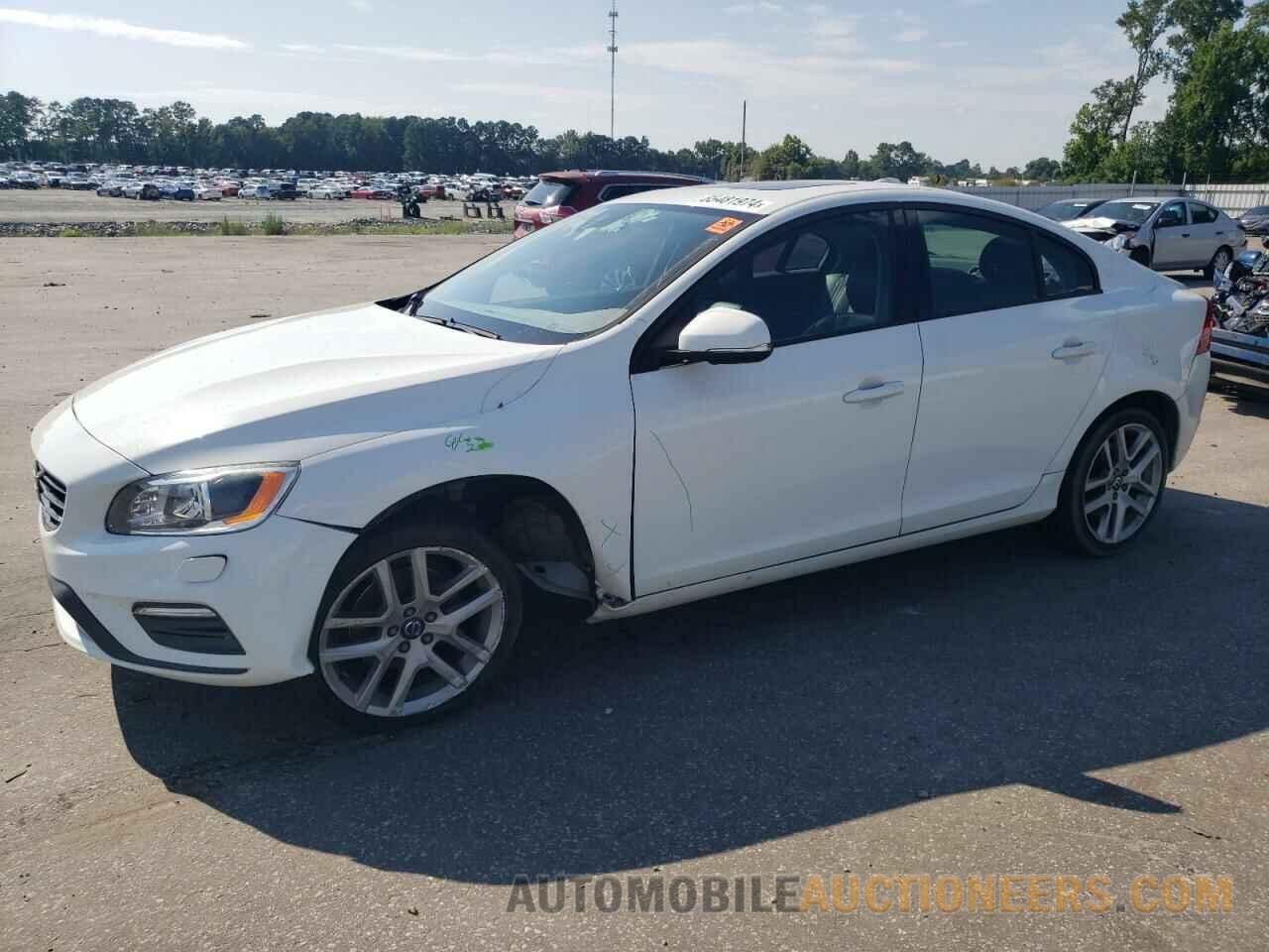 YV126MFL8H2433155 VOLVO S60 2017