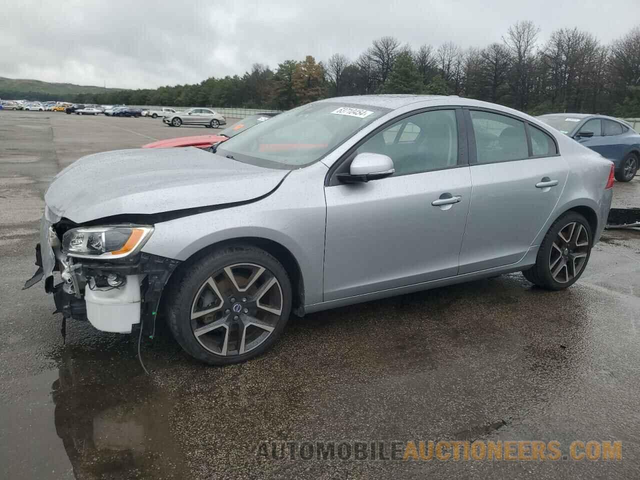 YV126MFL8H2437884 VOLVO S60 2017