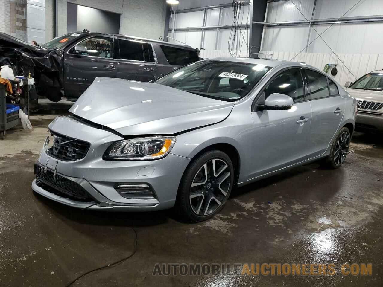 YV126MFL8J2452360 VOLVO S60 2018