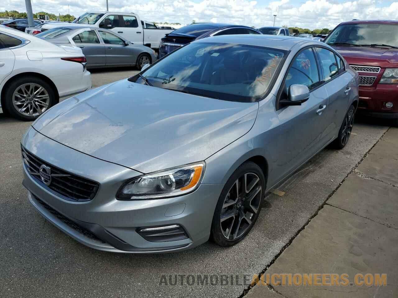 YV126MFL9H2437831 VOLVO S60 2017