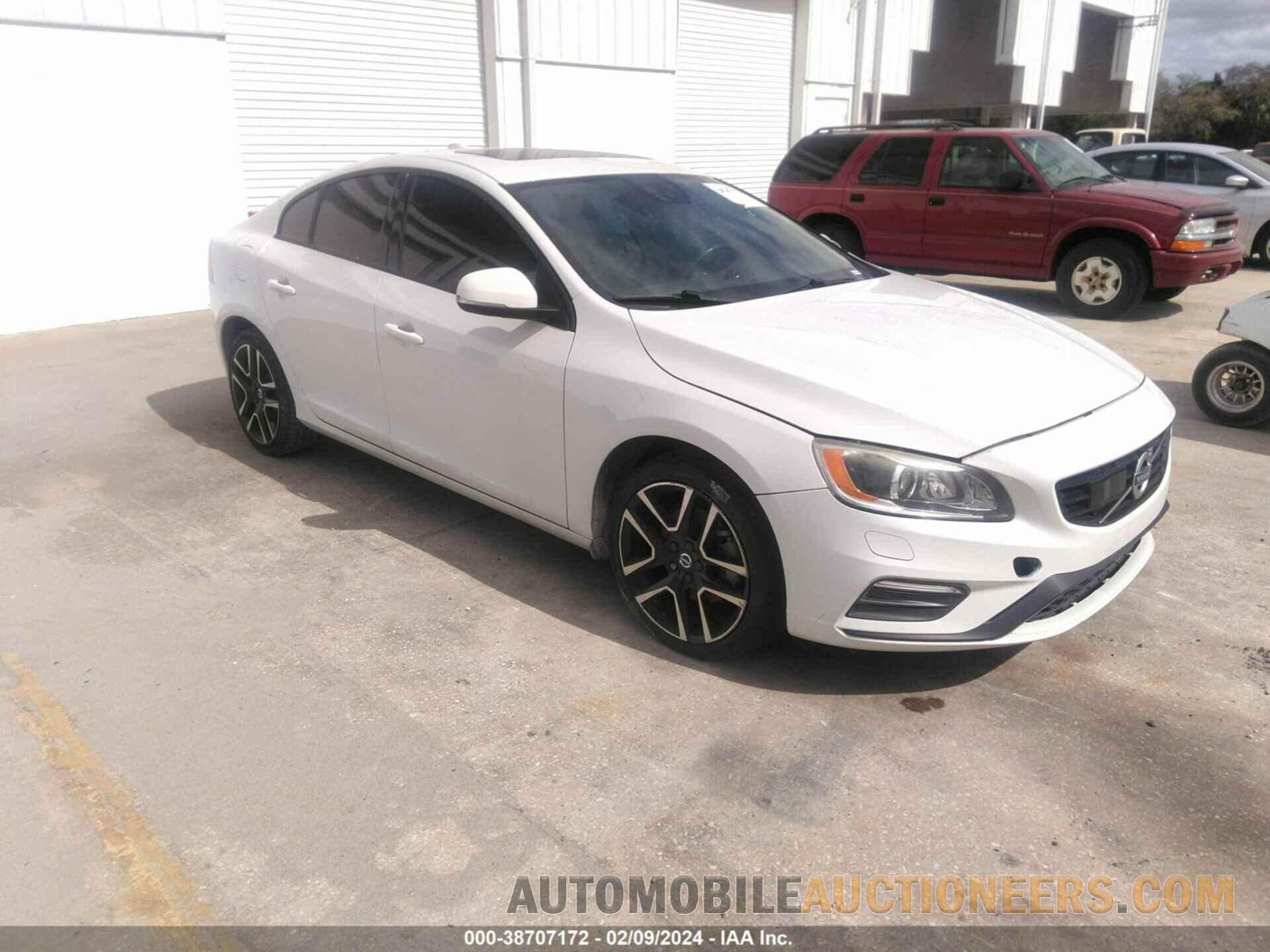 YV126MFLXH2434257 VOLVO S60 2017