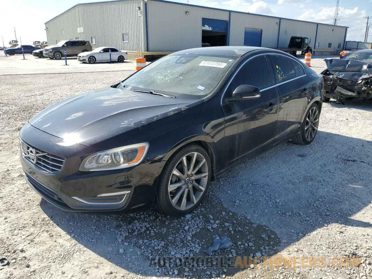 YV126MFM7F2353030 VOLVO S60 2015