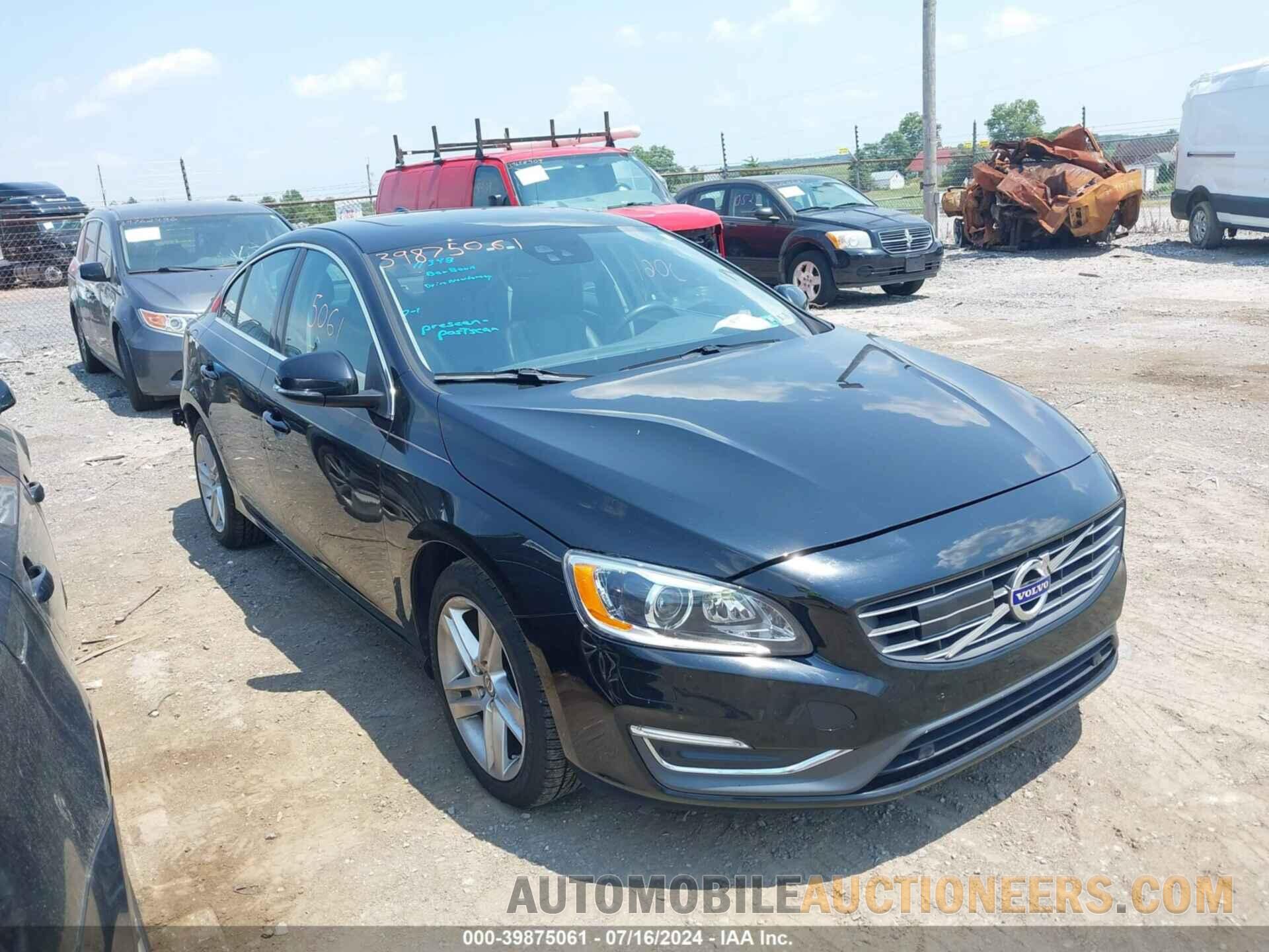 YV126MFM9F1349261 VOLVO S60 2015