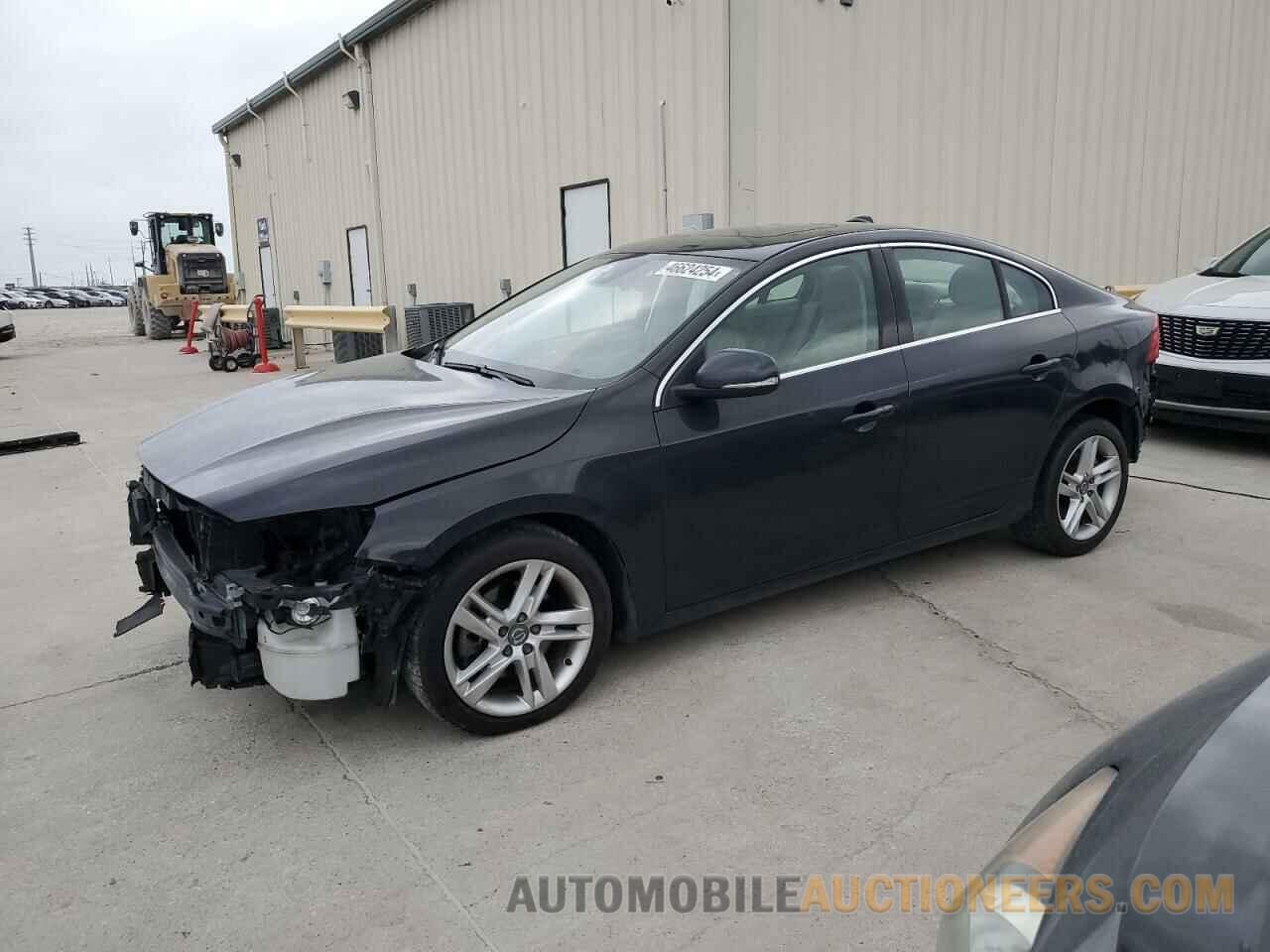 YV126MFM9F2355541 VOLVO S60 2015