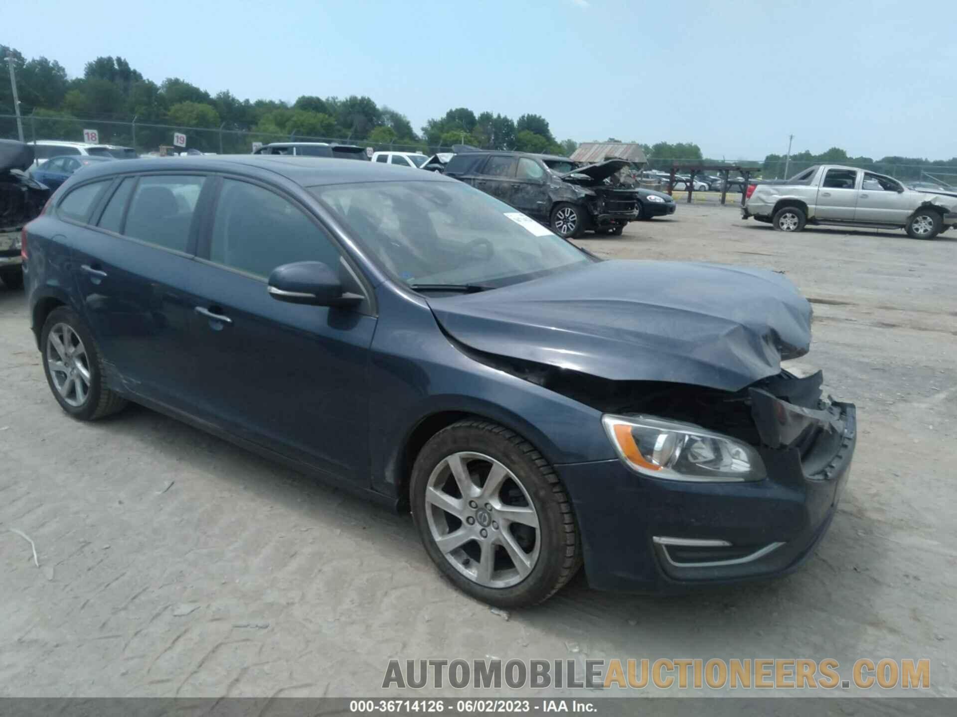 YV140MEJ3F1242594 VOLVO V60 2015