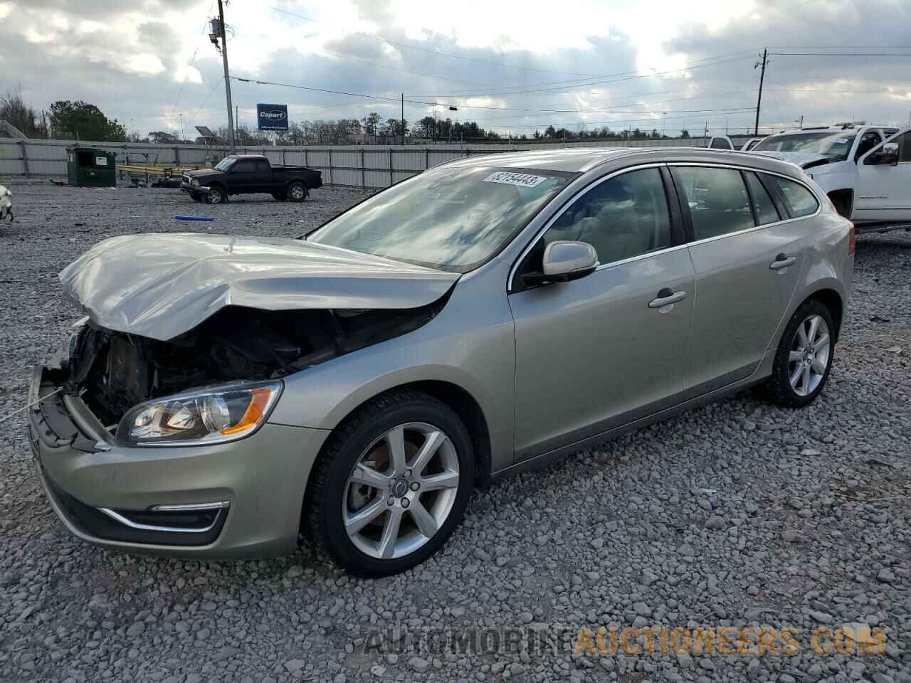 YV140MEK0G1294887 VOLVO V60 2016