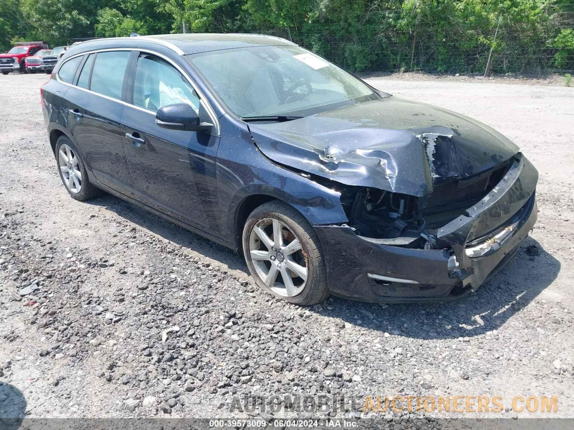 YV140MEK0G1314488 VOLVO V60 2016