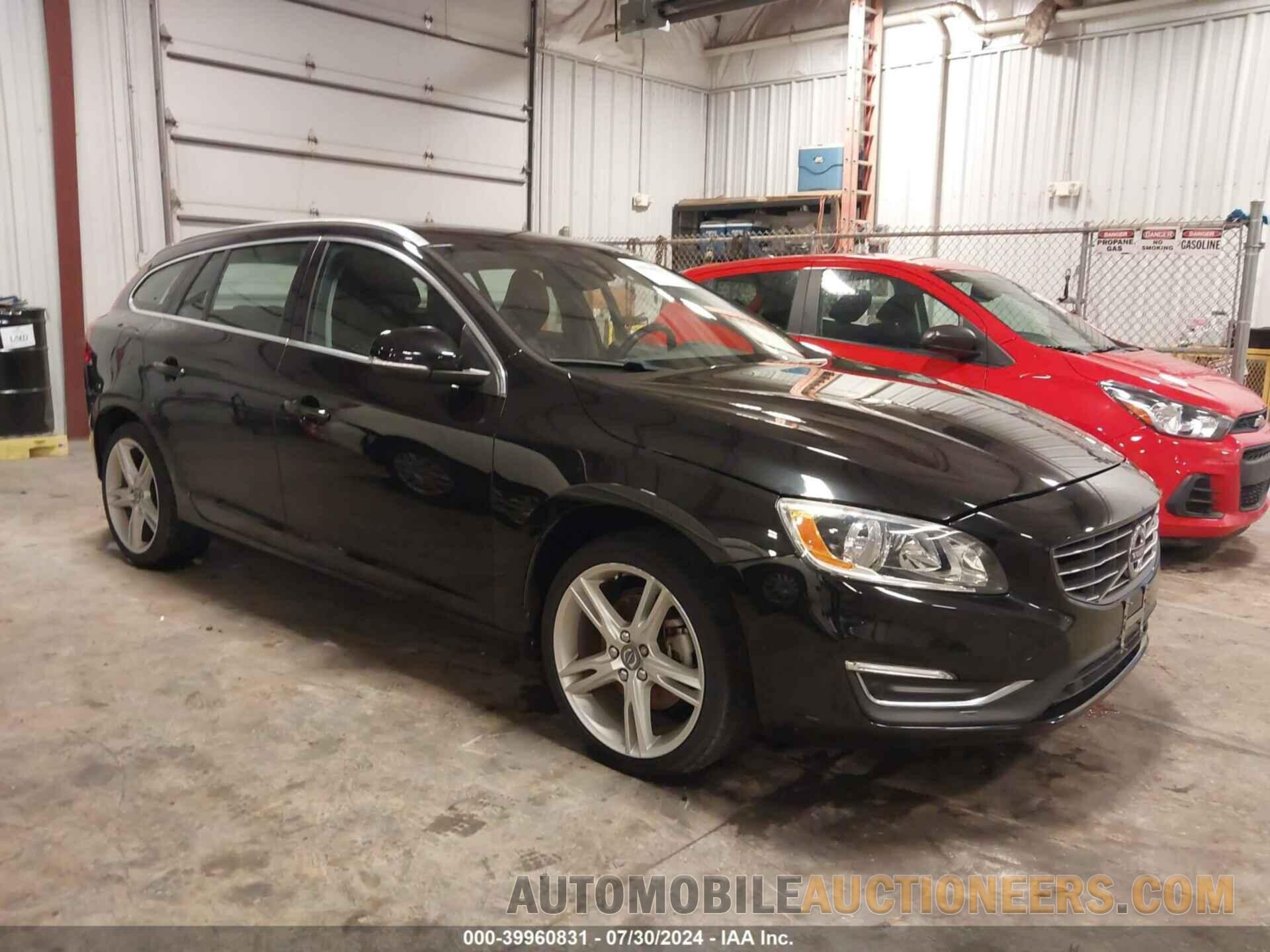 YV140MEK1H1364253 VOLVO V60 2017