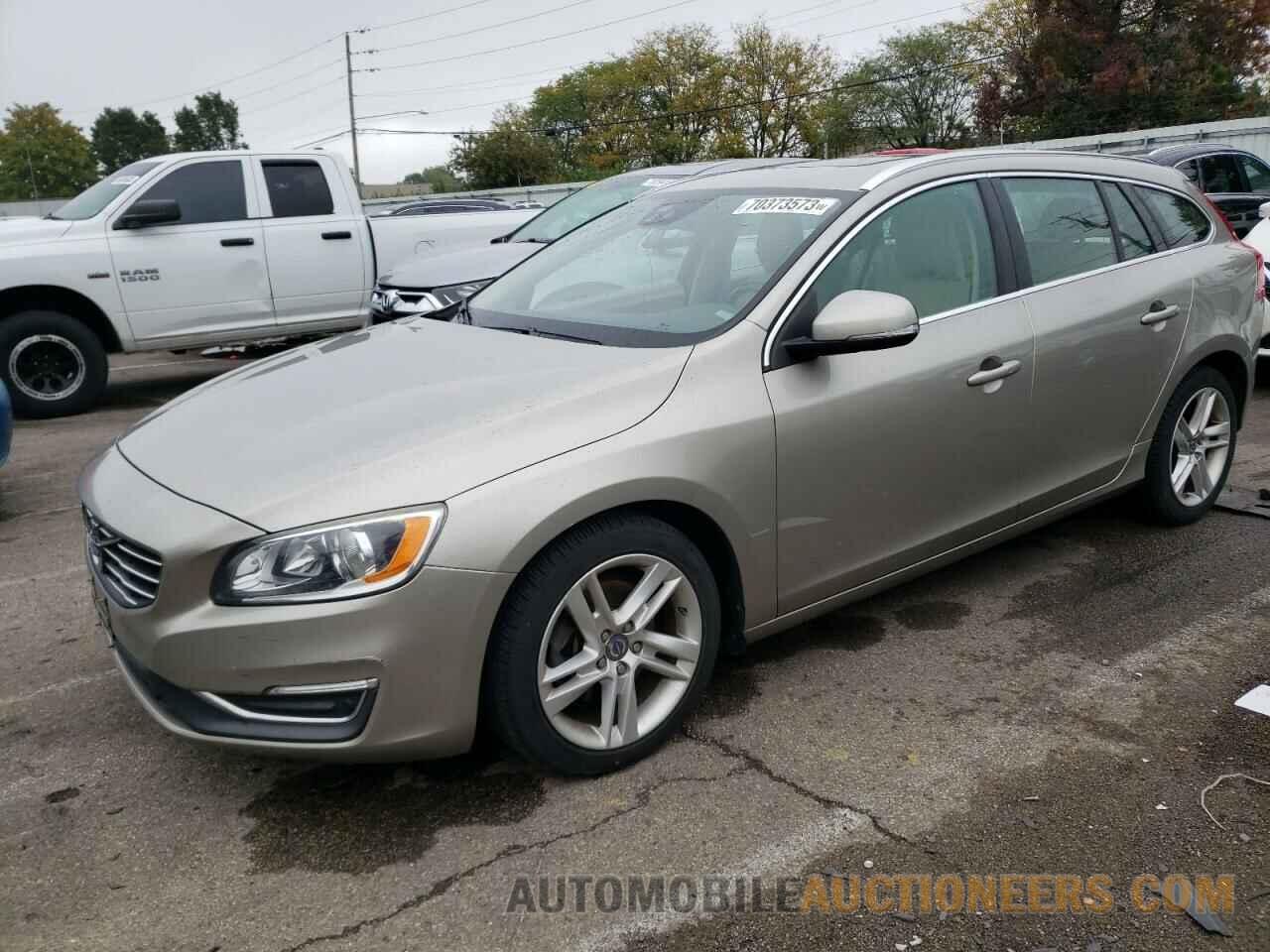 YV140MEK2F1227450 VOLVO V60 2015