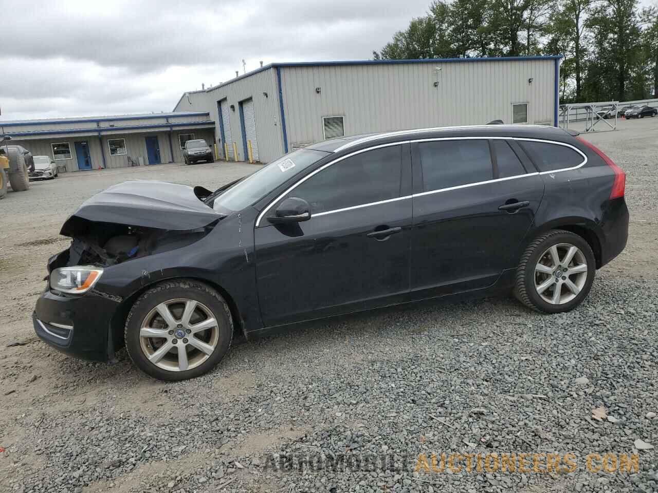 YV140MEK2G1287763 VOLVO V60 2016