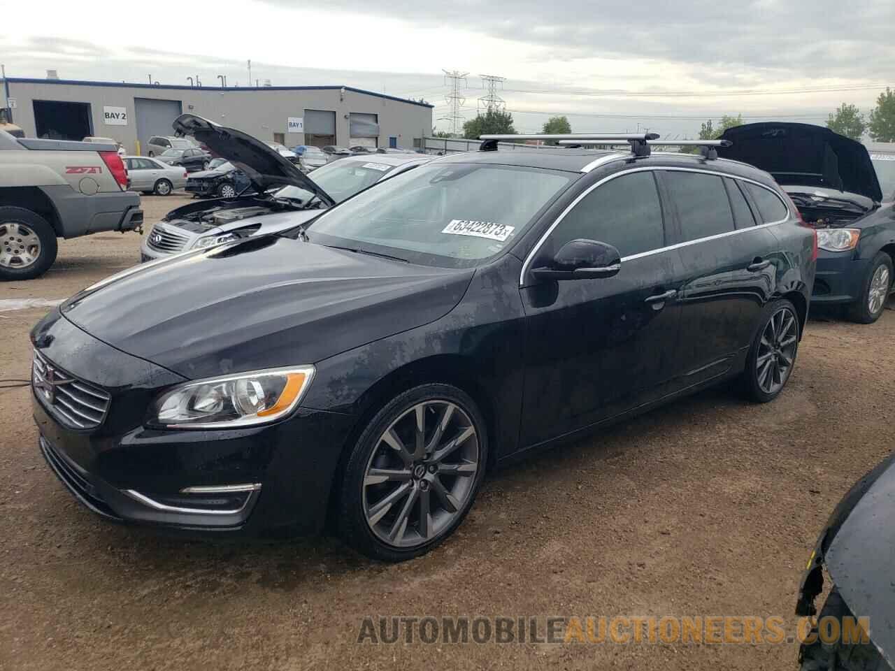 YV140MEK3F1221544 VOLVO V60 2015