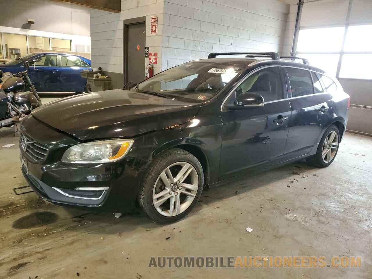 YV140MEK3F1267696 VOLVO V60 2015