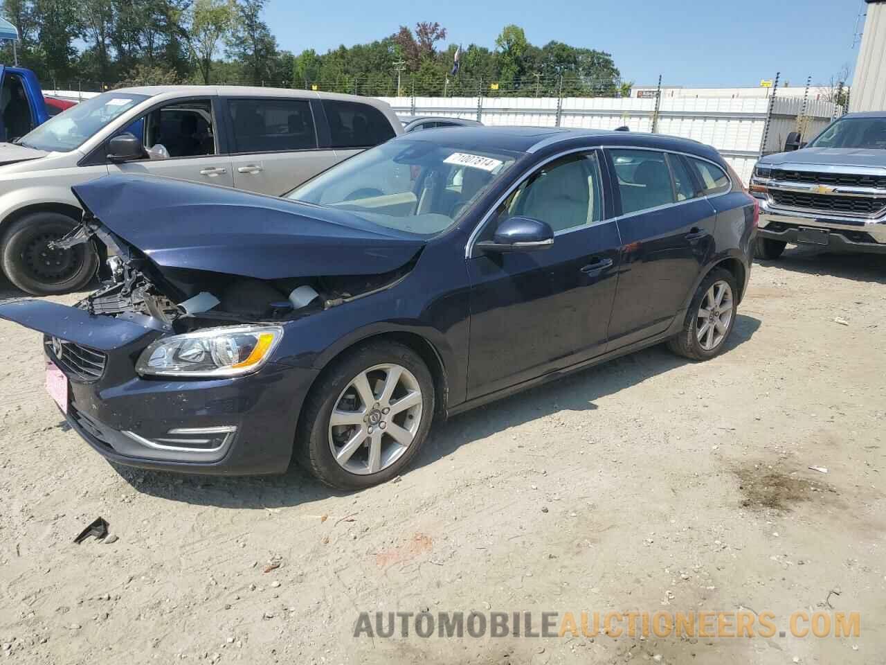 YV140MEK4G1293306 VOLVO V60 2016