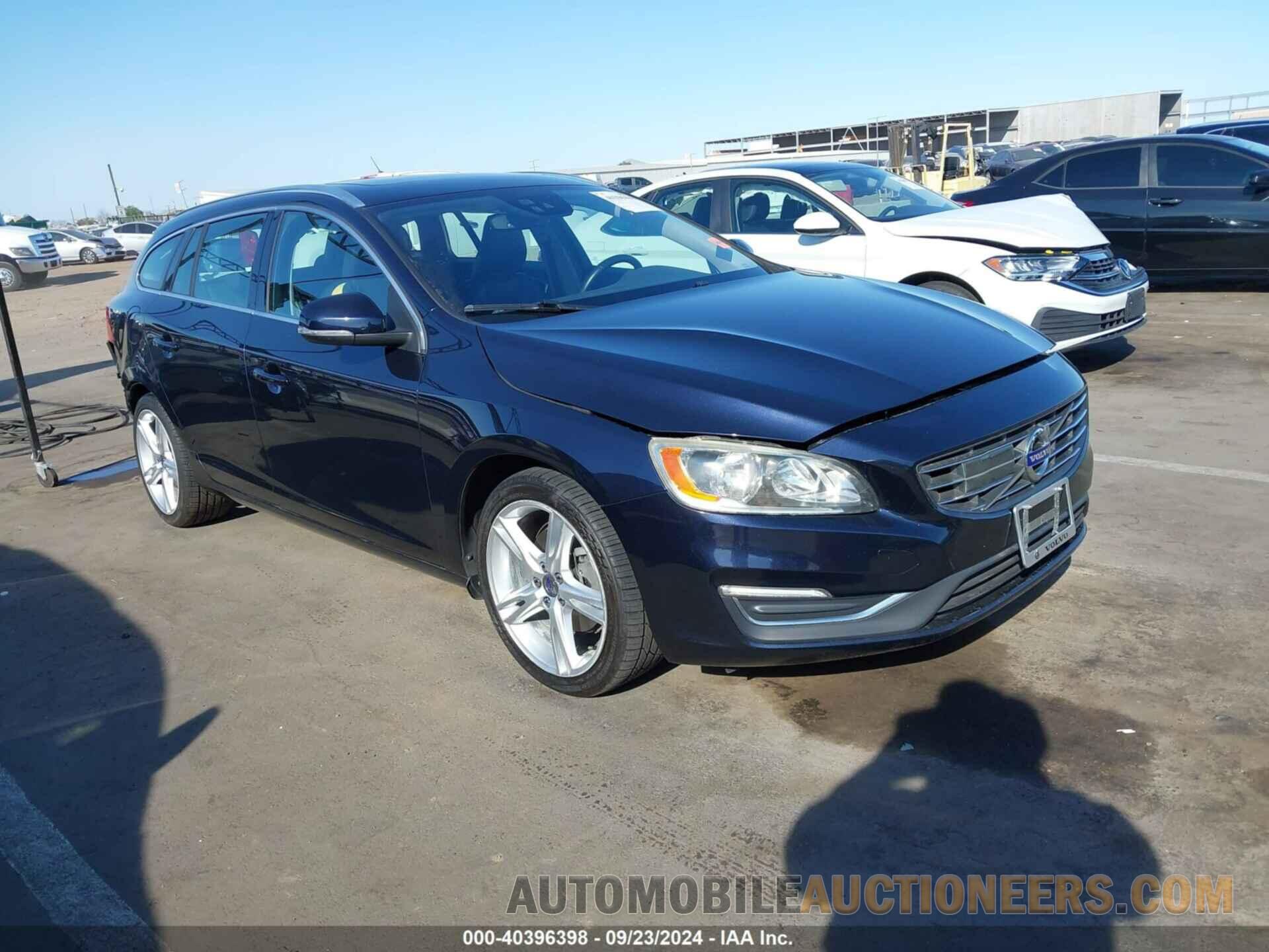 YV140MEK4G1325669 VOLVO V60 2016