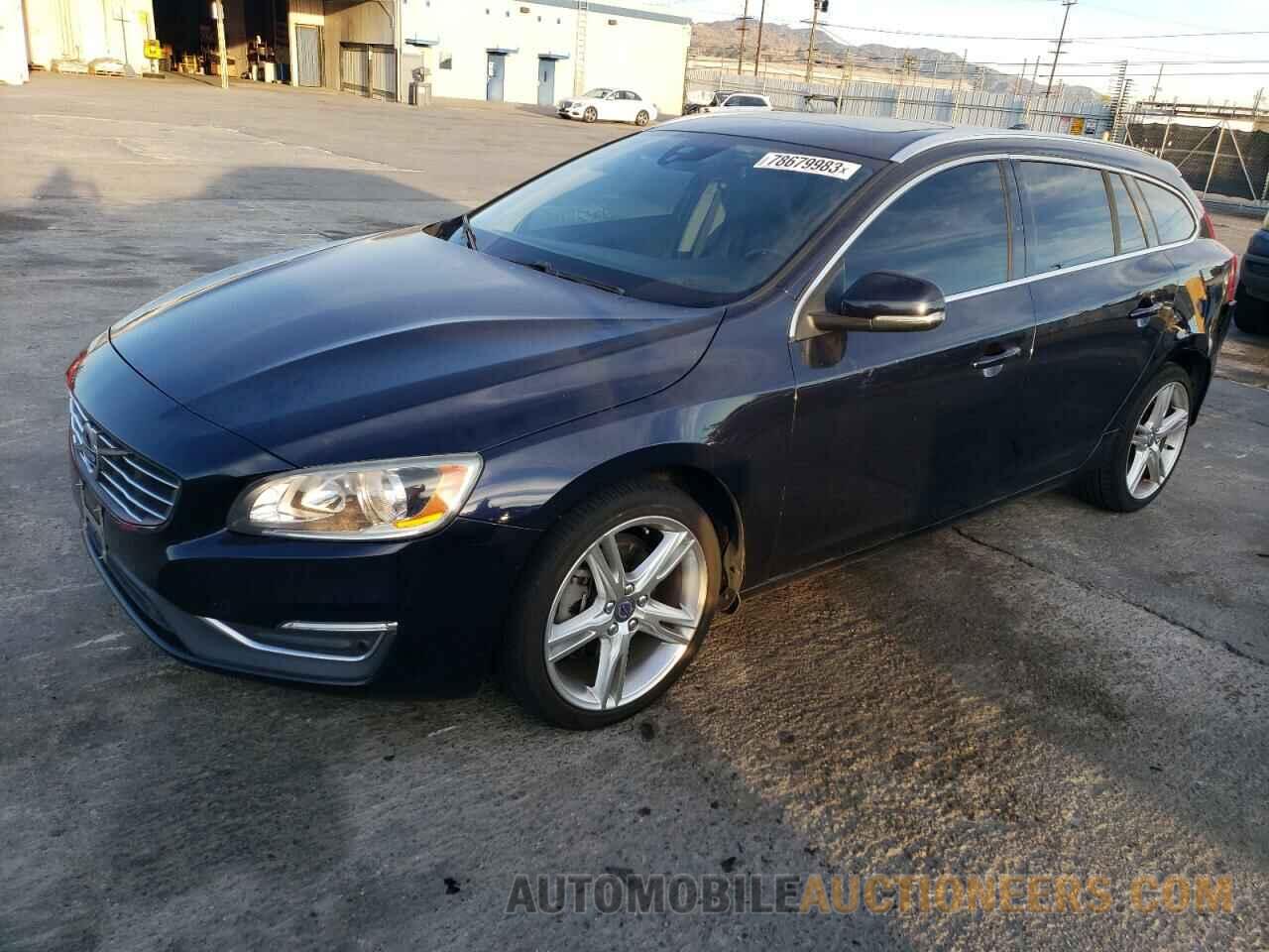 YV140MEK6G1325320 VOLVO V60 2016