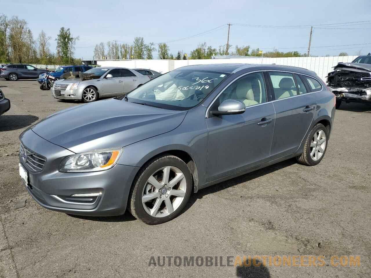 YV140MEK6H1331233 VOLVO V60 2017