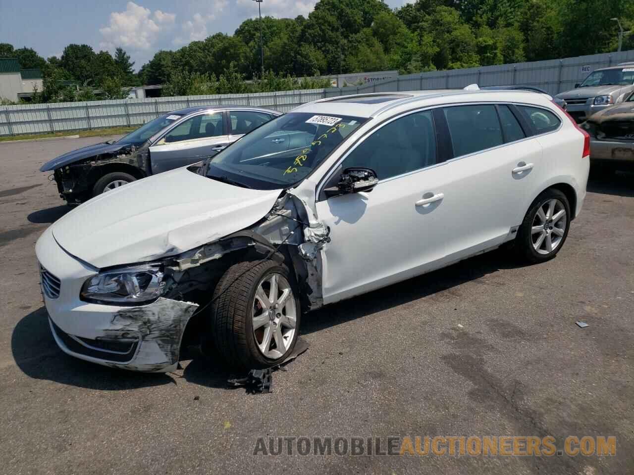 YV140MEK6H1336125 VOLVO V60 2017