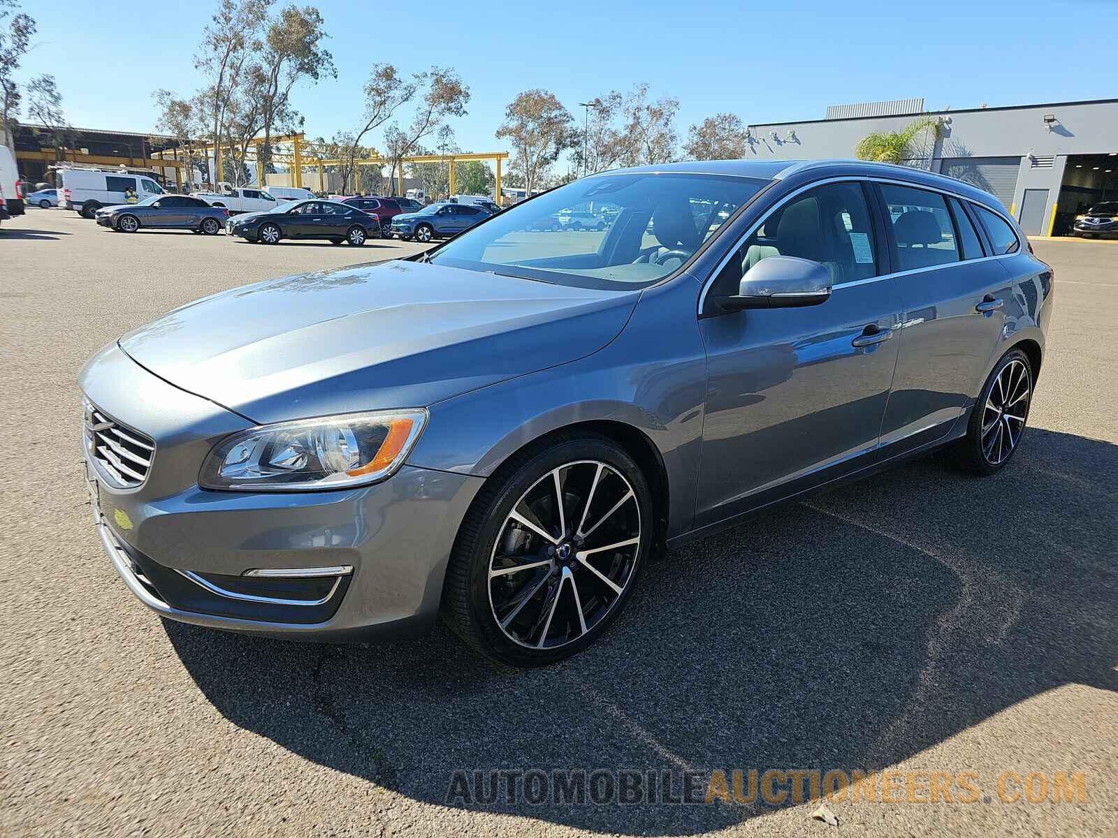 YV140MEK6H1369464 Volvo V60 2017