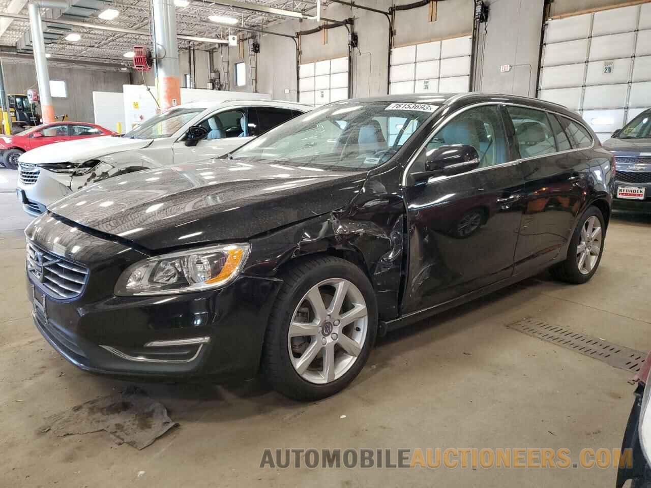 YV140MEK6H1372977 VOLVO V60 2017