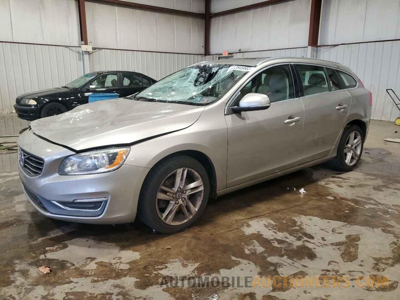 YV140MEK7F1261304 VOLVO V60 2015