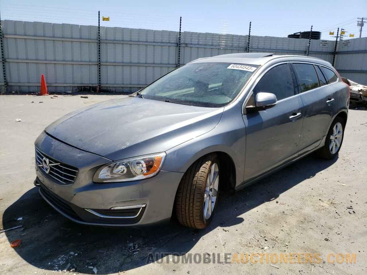 YV140MEK8G1302024 VOLVO V60 2016