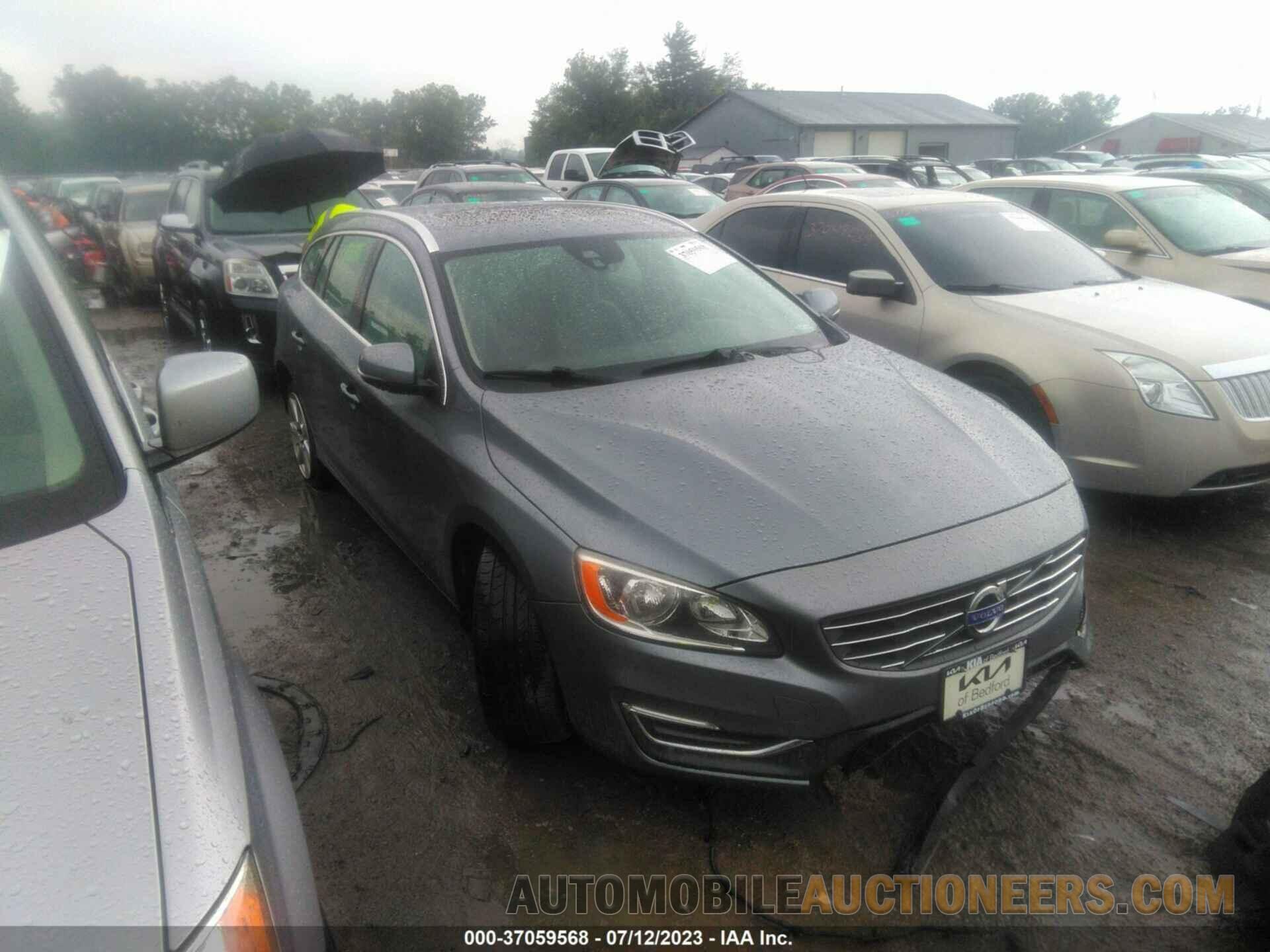 YV140MEKXH1331090 VOLVO V60 2017