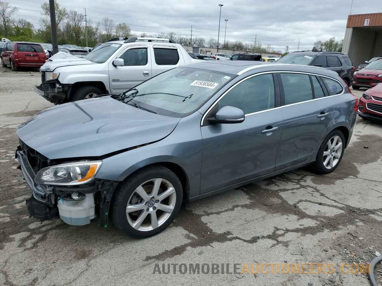 YV140MEKXH1362811 VOLVO V60 2017