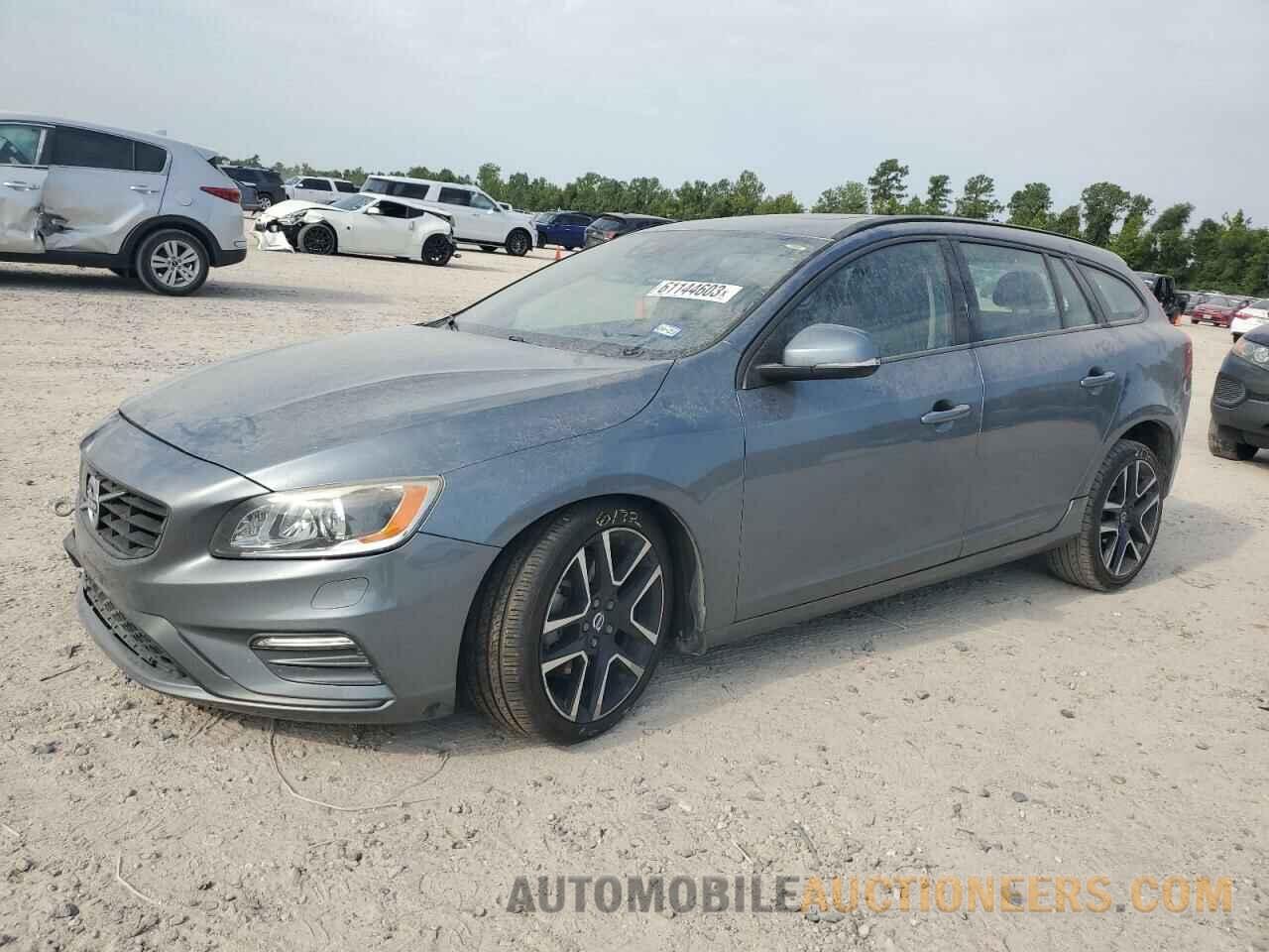 YV140MEL3J2378681 VOLVO V60 2018