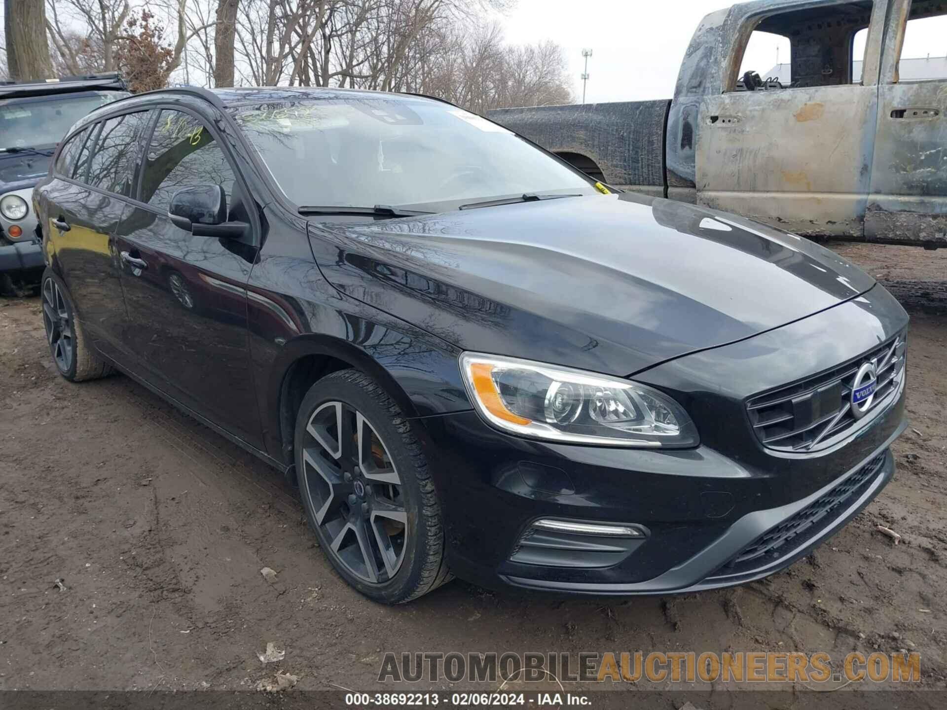 YV140MEL6J2391392 VOLVO V60 2018