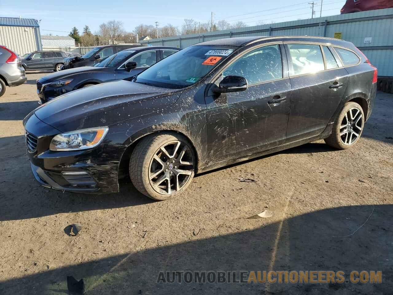 YV140MEL8J2379938 VOLVO V60 2018