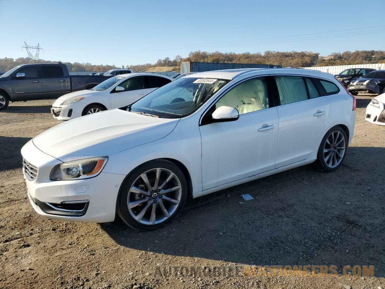 YV140MEM1F1266256 VOLVO V60 2015