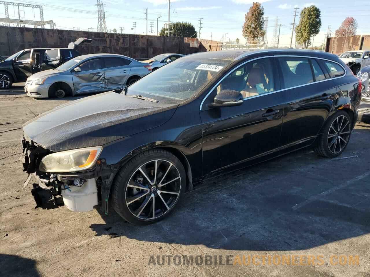 YV140MEM1H1339323 VOLVO V60 2017