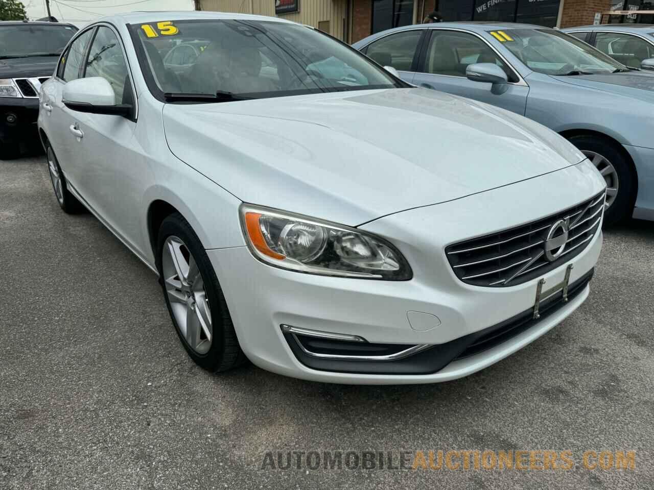 YV140MFB0F1314813 VOLVO S60 2015