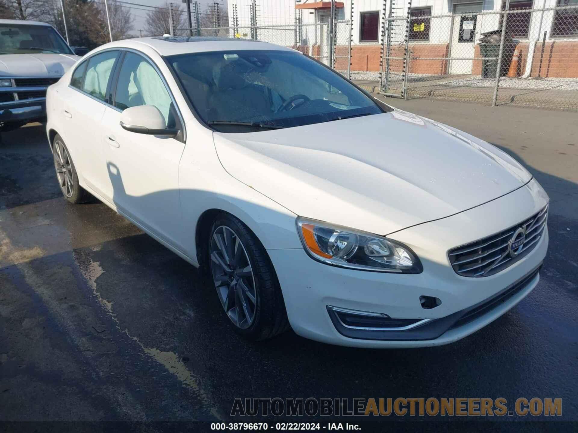 YV140MFB0F2299997 VOLVO S60 2015